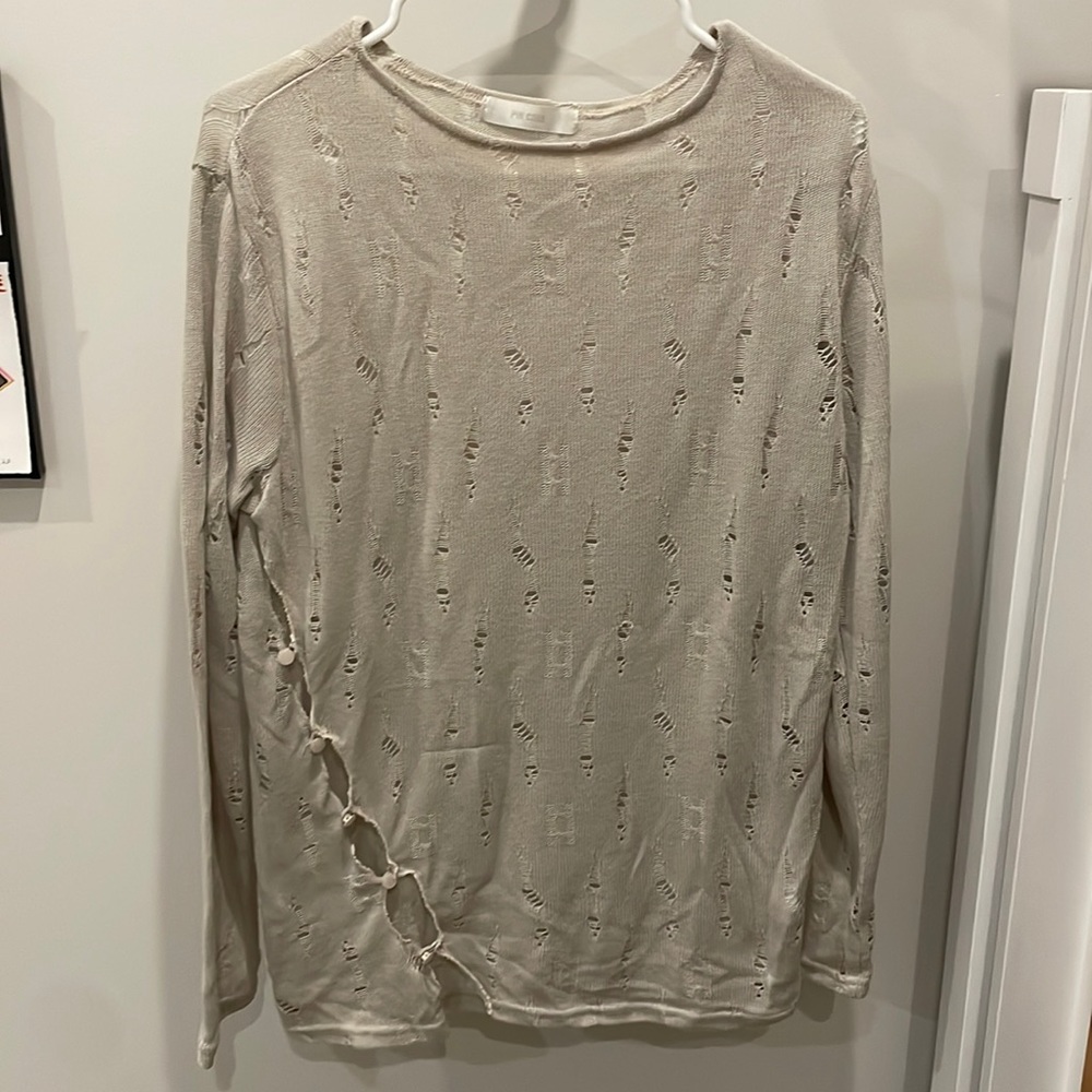 PIN code top from source unknown (online store) never worn